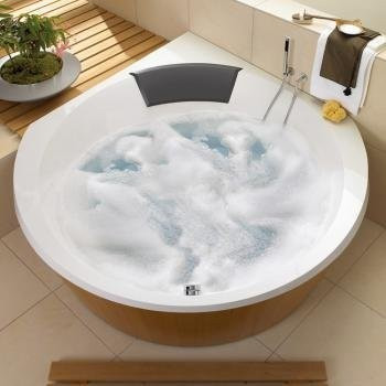 Ванна квариловая Villeroy&Boch Loop&Friends LuXXus, 145х145 (UBQ145LUX3V-01)