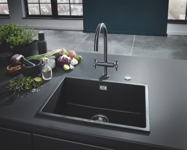 Кухонная мойка гранитная Grohe K700U, 61x46, черный (31655AP0)